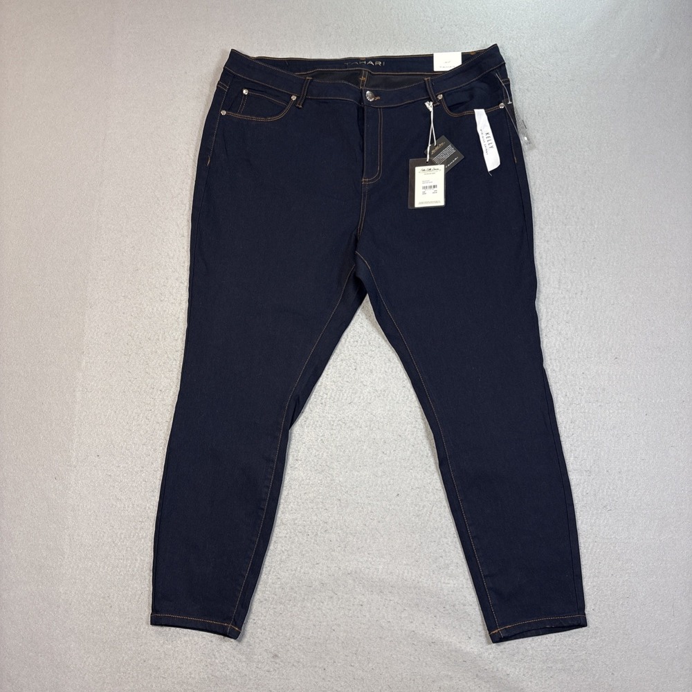 Tahari Kelly Slim Mid-Rise Skinny Jeans Night Sky Wash Plus Size 24W NWT‎